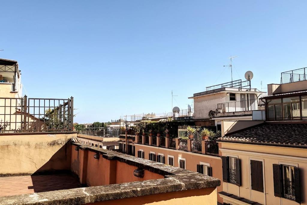 Trastevere White Apartamento *