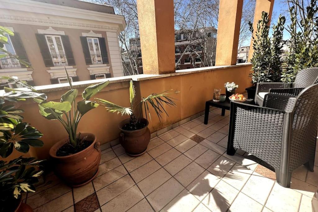 Trastevere White Apartamento